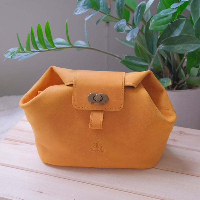 Leather Pop Up Bag – Thread and Maple