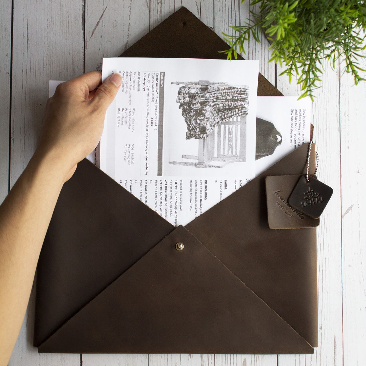 Leather Envelope – Thread and Maple