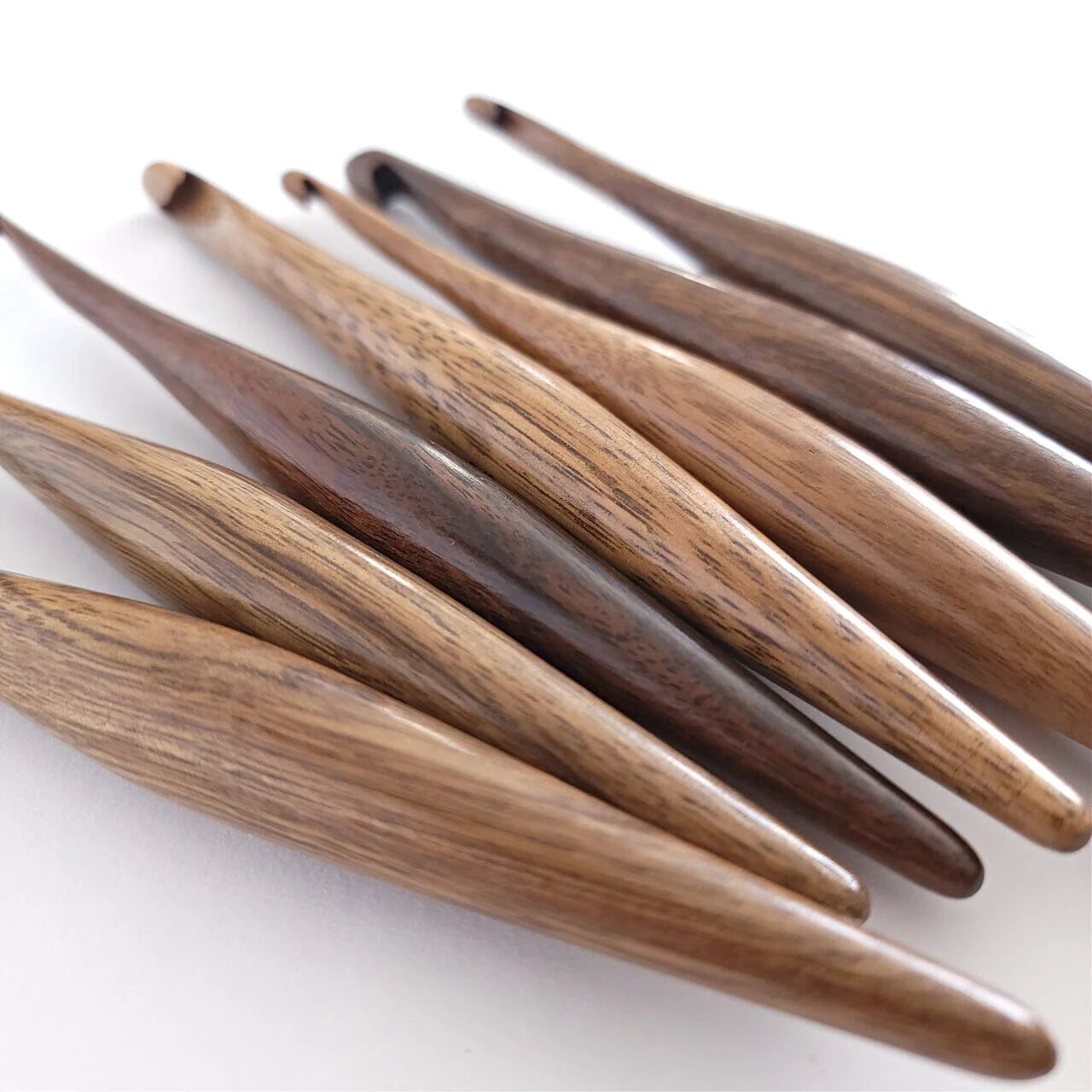 Furls Laurel Streamline Crochet Hooks – Thread and Maple
