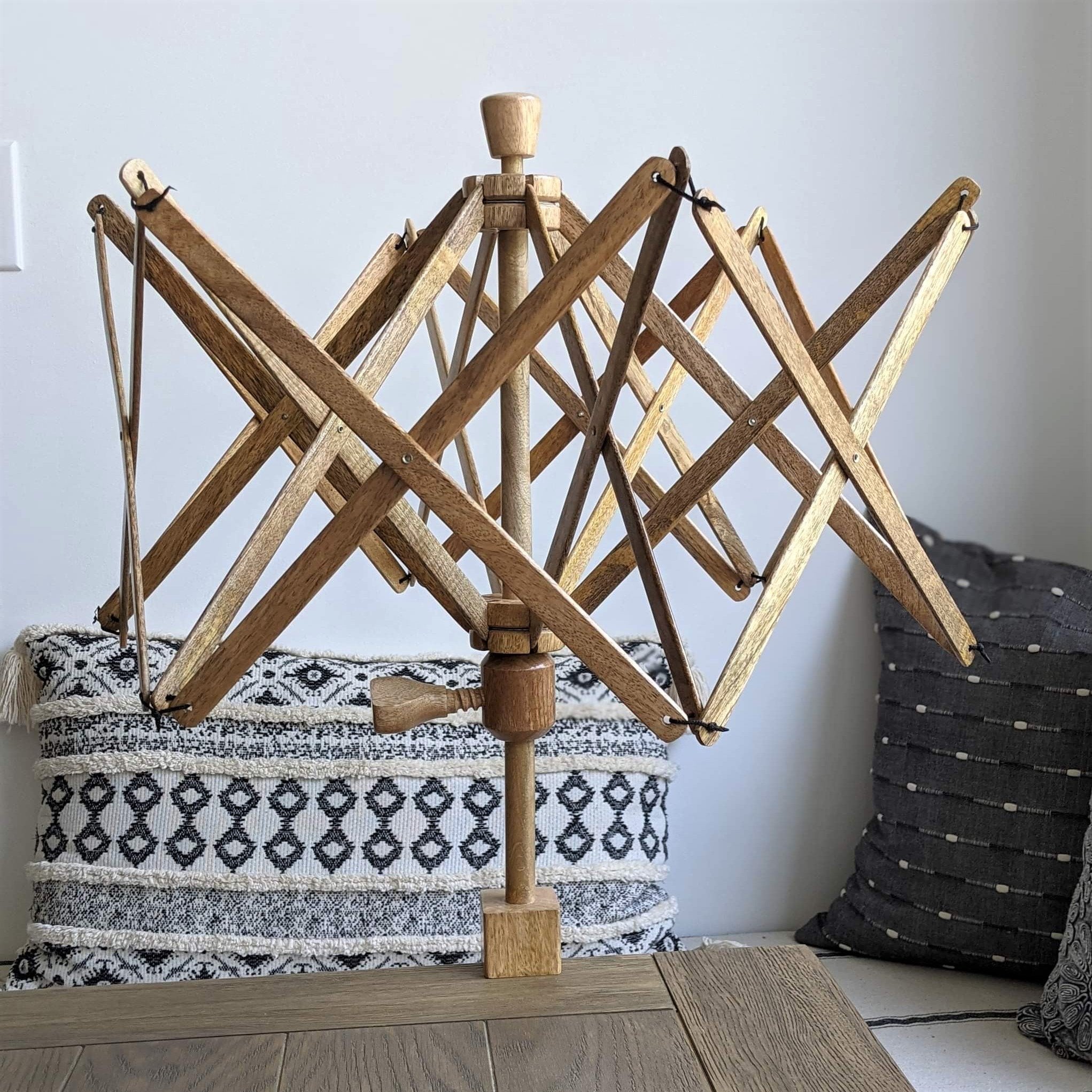 Lykke Umbrella Swift | Knitting & Crochet Tools – Thread and Maple