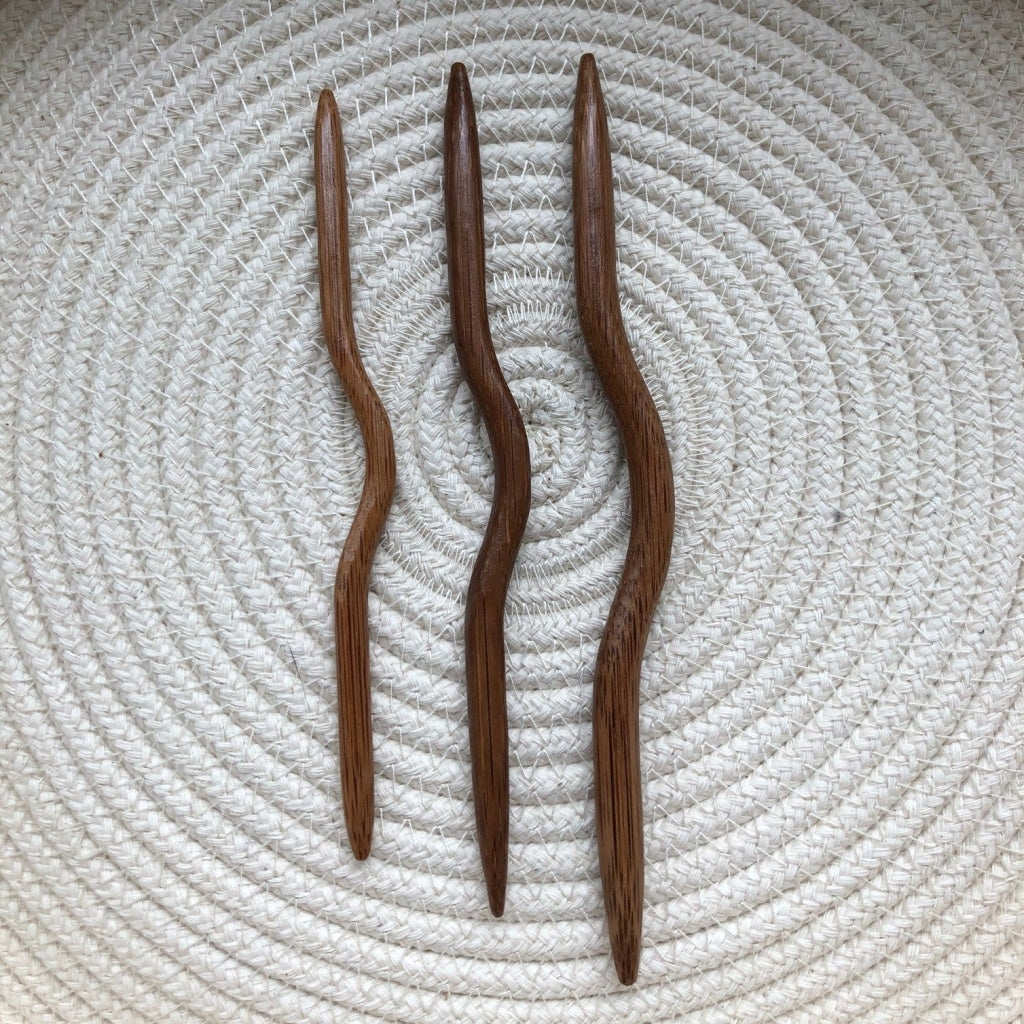 Bamboo Cable Needle by Kinki Amibari