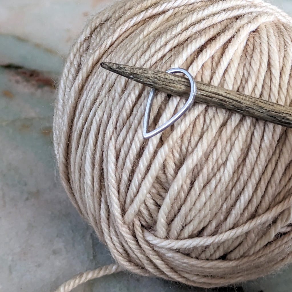 Maple Threads Steel Teardrop Stitch Markers – Thread and Maple